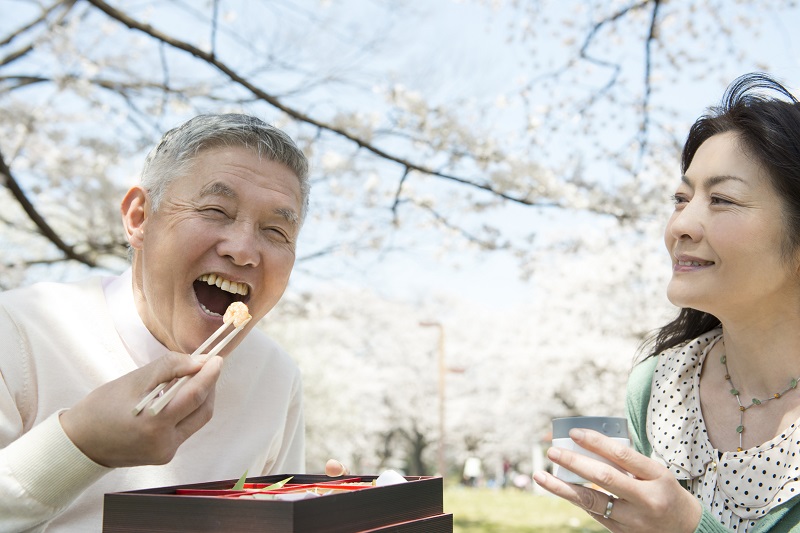 楽しく食べ続けるための口腔ケア